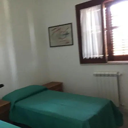 Casa Lore * קסטלבונו